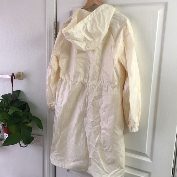 Future Collective By Gabriella -Johnson White/Ivory  Windbreaker Cute Long Sz SM - Picture 5 of 16